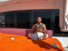Frustrasi! Conor McGregor...