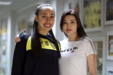 Si Cantik Sabina Ngaku...