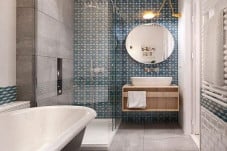 Desain Ulang Kamar Mandi...
