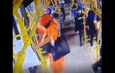 Penumpang Wanita Curi...