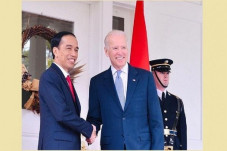 Jokowi Ucapkan Selamat...