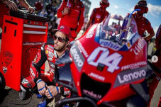 Dovizioso Pamit dari...
