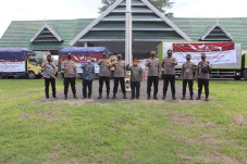 9 Truk Bantuan Kemanusiaan...