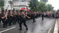 6 Yel-yel Terpesona...