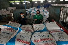 Penuhi Kebutuhan Petani...