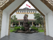 Ketua DPRD Sebut 15...