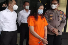 Guru Cantik Culik Anak...