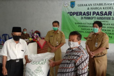 Operasi Pasar Kedelai,...