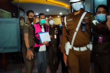 Kejagung Tetapkan 8...