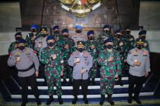 Kapolri dan KSAU Sepakat...