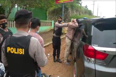 Polisi Ringkus Tiga...