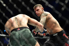 Dustin Poirier Buka...
