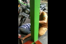 Tasikmalaya Geger, Pria...