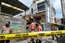 4 Warga Alami Luka Bakar...