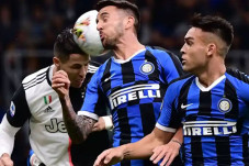 Susunan Pemain Inter...