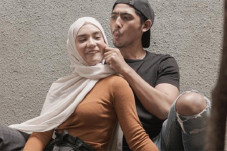 Begini Trik Arya Saloka...