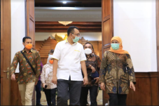 Terima Kunjungan Gubernur...