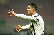 Juventus Batal Lepas...