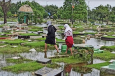 Makam di TPU Semper...