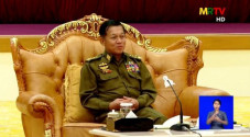 Junta Myanmar Blokir...