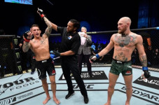 Kalah KO, Conor McGregor:...