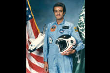 11 Astronot Muslim yang...