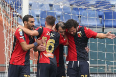 Pandev Borong Dua Gol,...