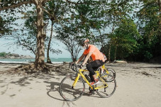 Tinjau Track Triathlon...