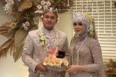 Akhirnya, Kesha Ratuliu...