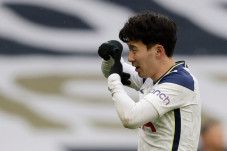 Son Heung-min Semringah...