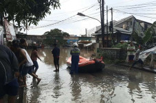 Kali Bekasi Siaga 1,...