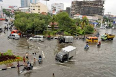 Jalan Wolter Monginsidi...