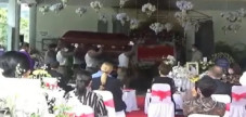 Penampakan Dewi Soekarno...