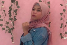Bikin Heboh, Cimoy Montok...