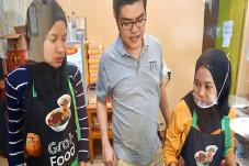 Kisah Manis Para Mitra...