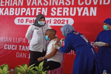 Takut Jarum Suntik,...