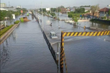Banjir di Kaligawe Berangsur...