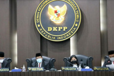 DKPP RI Batalkan Perkara...