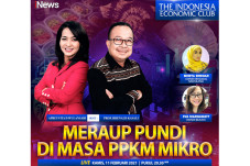 Dipandu Rhenald Kasali,...