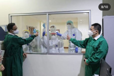 Kunjungi RSUD Khusus...