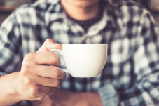 Minum Dua Cangkir Kopi...