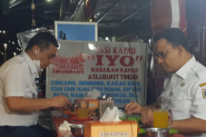 20.000 Warung Nasi Terancam...