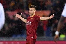 El Shaarawy Gunakan...