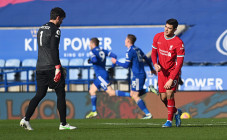 Leicester Cetak Comeback,...