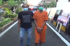 Mayat Wanita Terkubur...