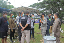 Langgar Prokes, Kontes...