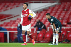 Bikin Hat-trick Perdana...