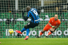 Bungkam Lazio di Giuseppe...