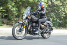 Royal Enfield, Aura...