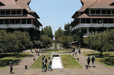 2.742 Mahasiswa ITB...